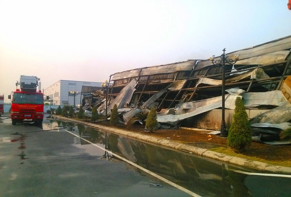 Tan hoang sau đám cháy KCN Yên Phong ảnh 5